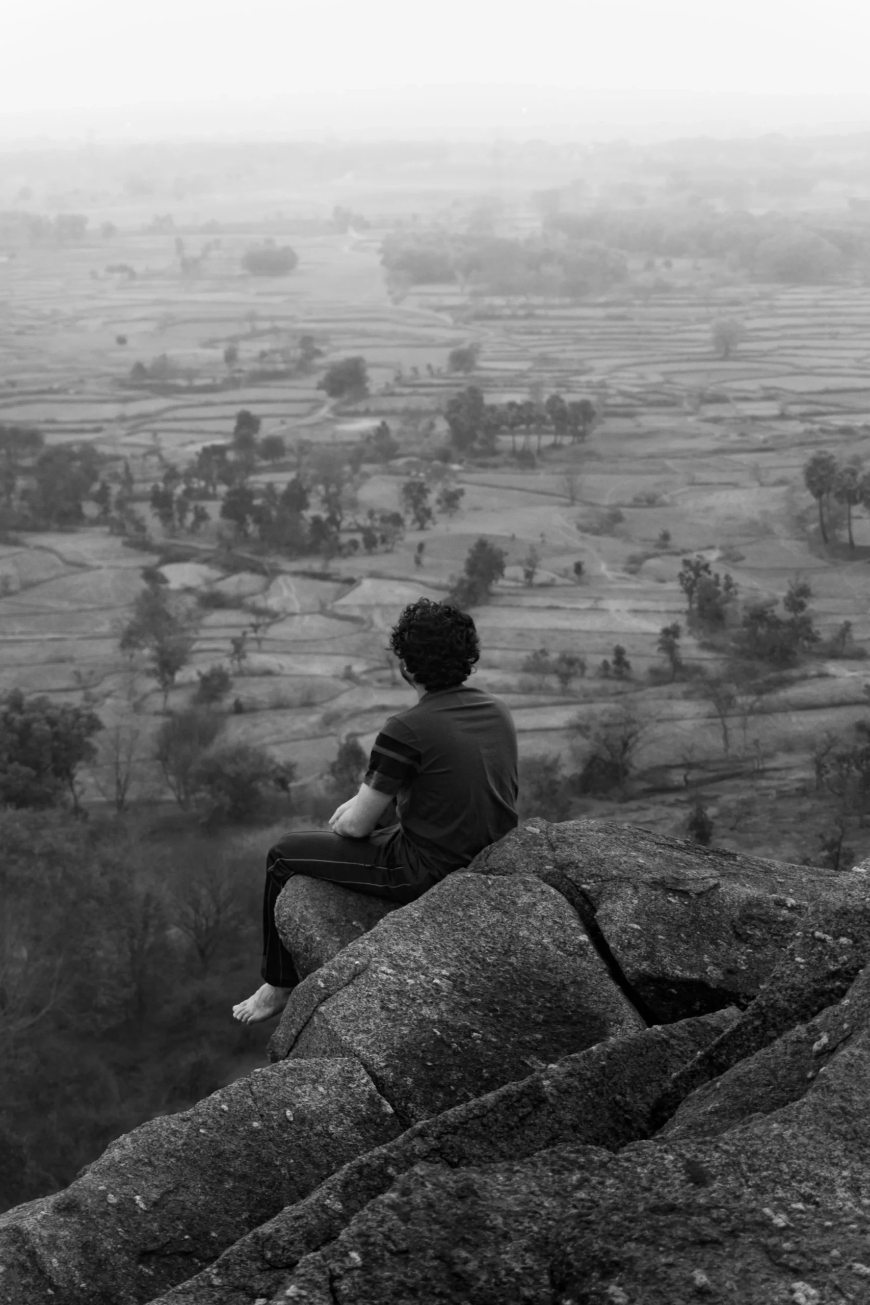 Moving on Shayari in Roman Hindi with English Translation